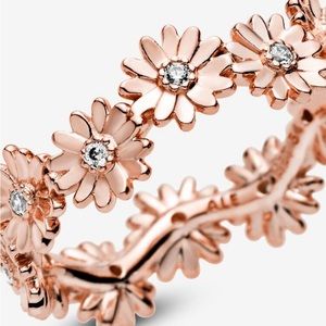 Pandora Rose Daisy Flower Ring